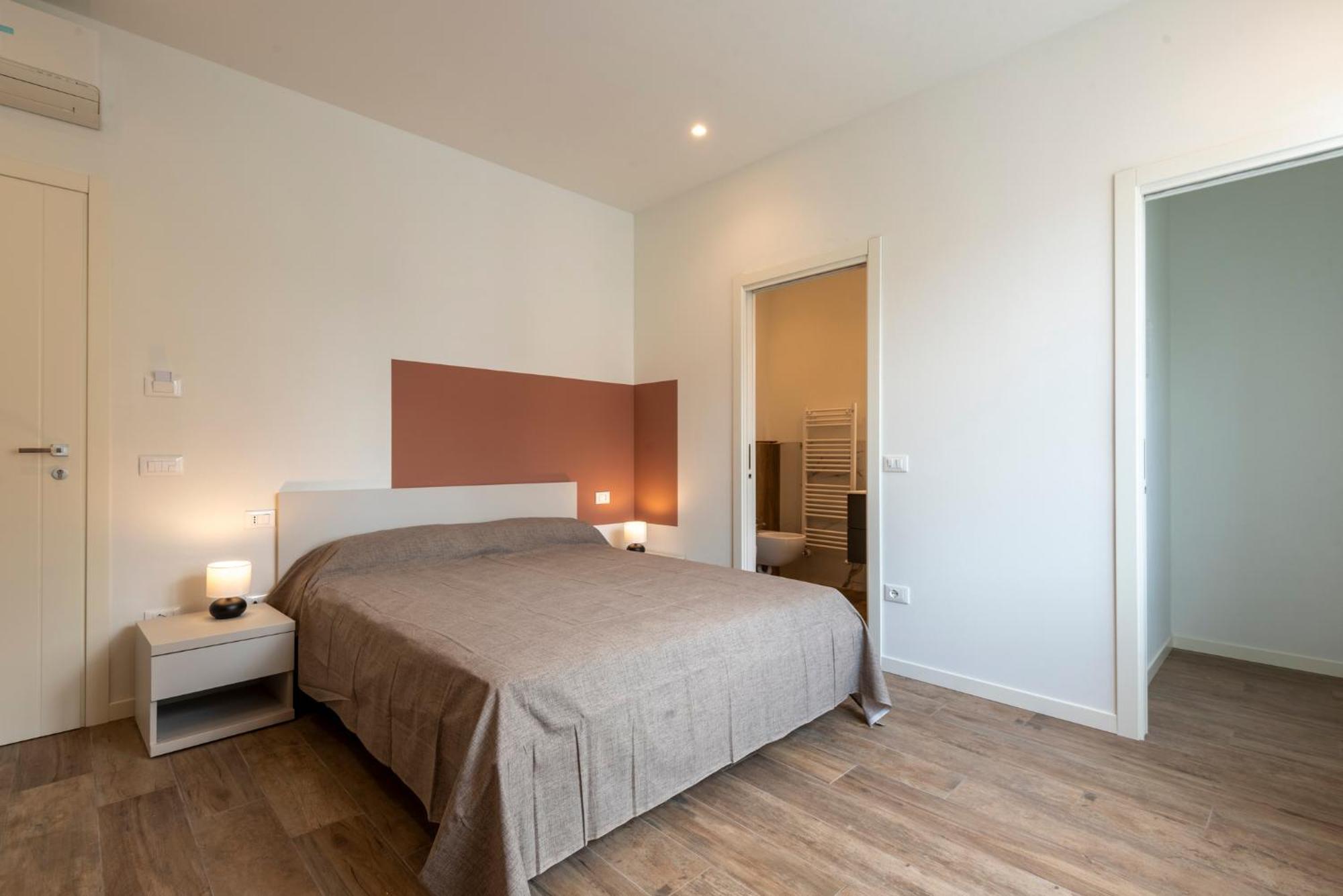 Iarsera Rooms And Apartment Lucca Exterior photo